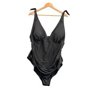 Old Navy Plus Size Black Ruched One Piece Swimsuit NWT